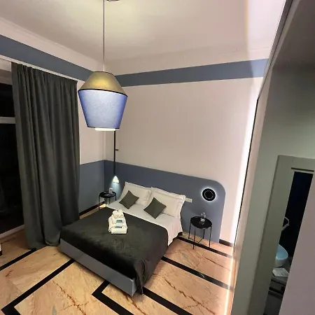 בית הארחה Rettifilo 311 4*