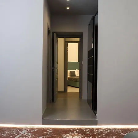 Rettifilo 311 4*