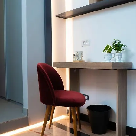 Rettifilo 311 4* Naples